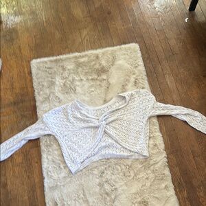 Hollister White Crew Neck Sweater